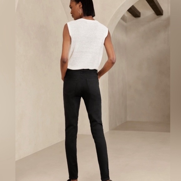 NWT! Banana Republic Premium Denim Black High Rise + Skinny - Multiple🔹 - Picture 2 of 16
